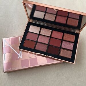NARS Afterglow Irresisteable Eyeshadow Palette in Box